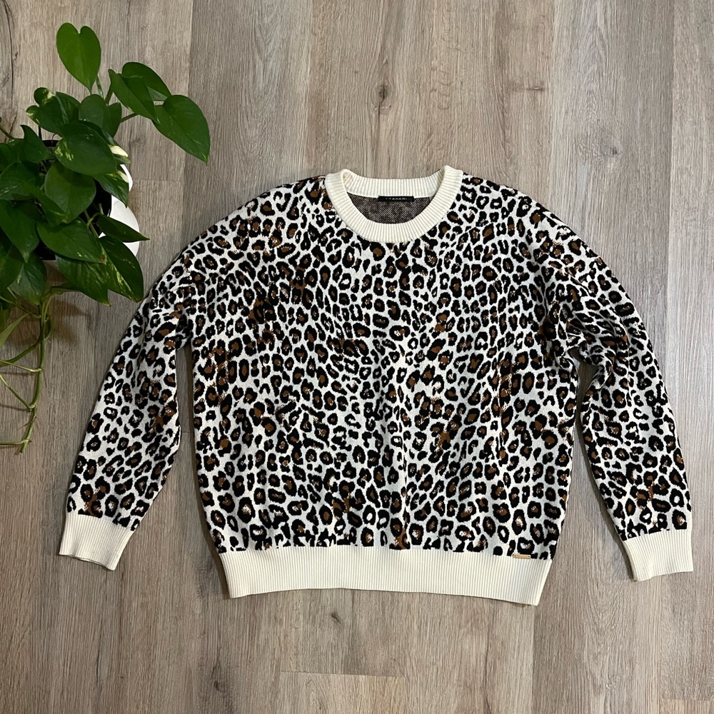 Super Soft Cheetah Print Sweater (Size L)